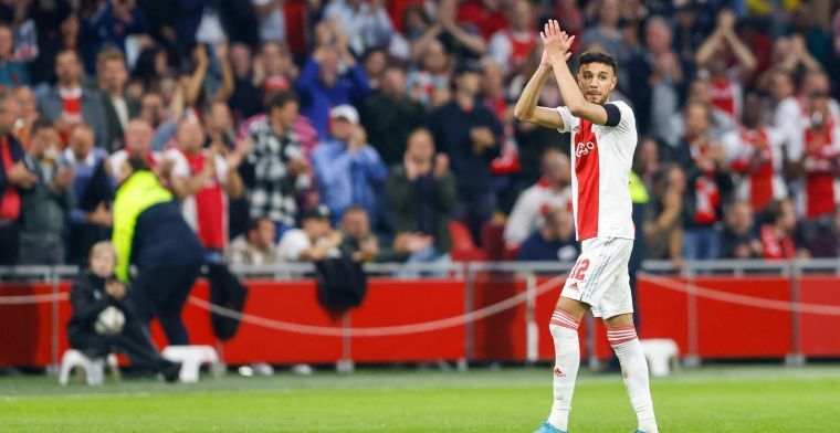 Mazraoui poseert met bondscoach en komt Rode Duivels alsnog tegen op WK